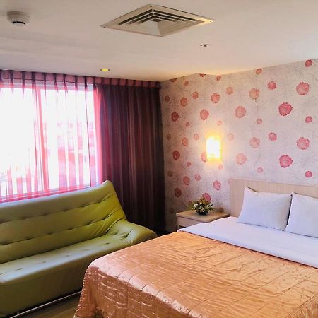 Jing Chech Hotel Каосюн Екстериор снимка