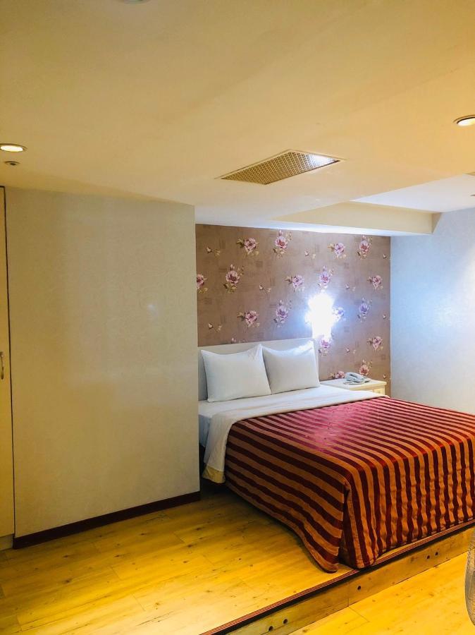 Jing Chech Hotel Каосюн Екстериор снимка