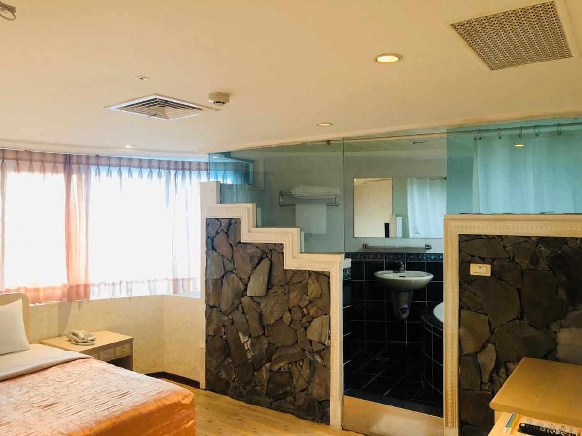 Jing Chech Hotel Каосюн Екстериор снимка