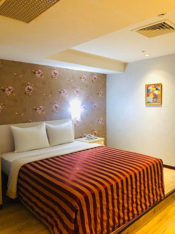 Jing Chech Hotel Каосюн Екстериор снимка