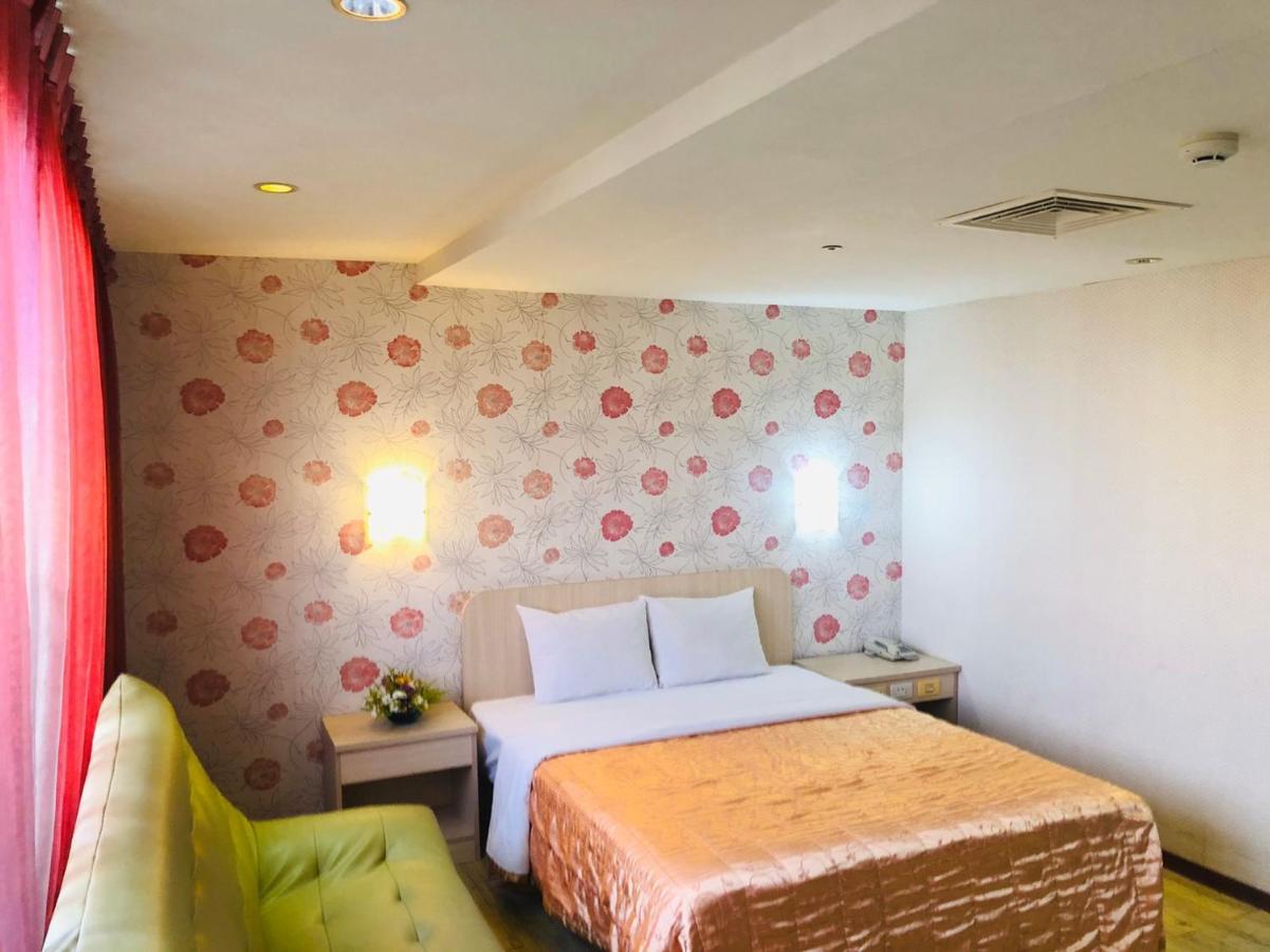 Jing Chech Hotel Каосюн Екстериор снимка